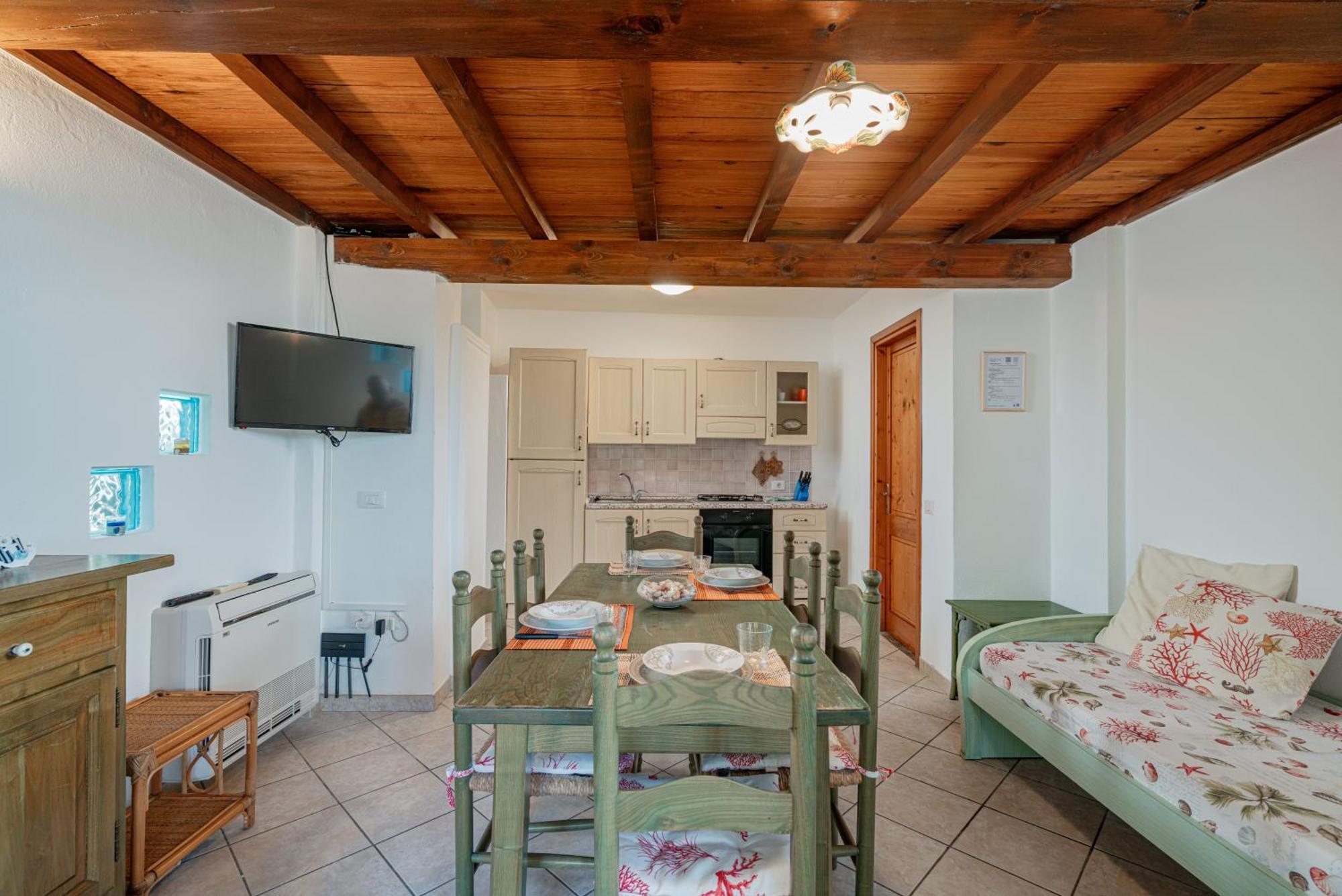 Casa Donatella, In Riva Al Mare! Villa Cala Liberotto Exterior foto