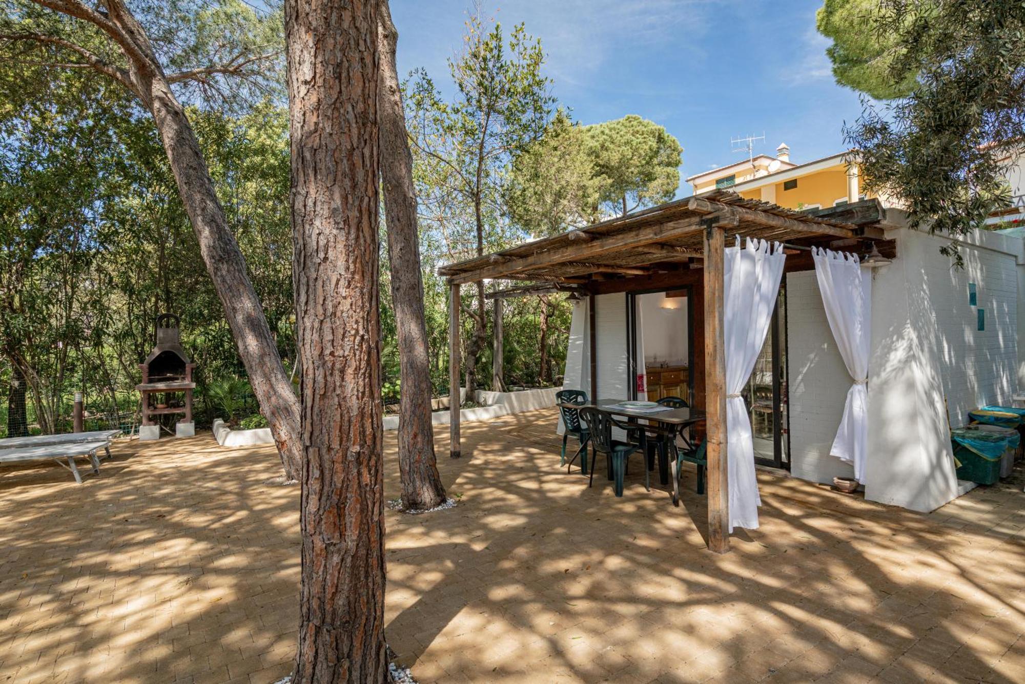 Casa Donatella, In Riva Al Mare! Villa Cala Liberotto Exterior foto