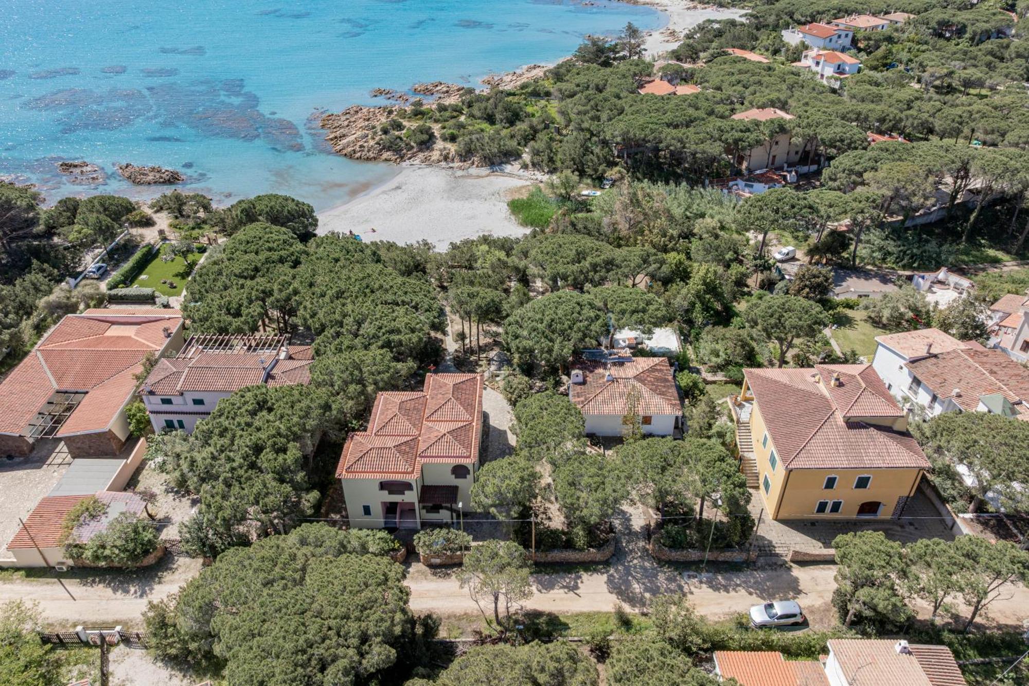 Casa Donatella, In Riva Al Mare! Villa Cala Liberotto Exterior foto